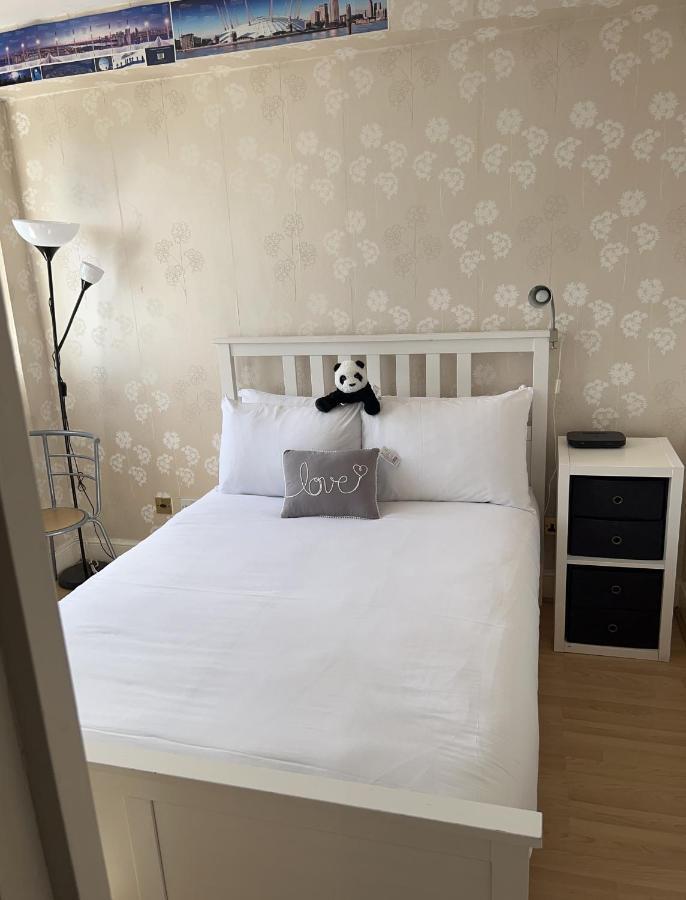 Super Located Studio In South Ken At Chelsea Cloister 런던 외부 사진